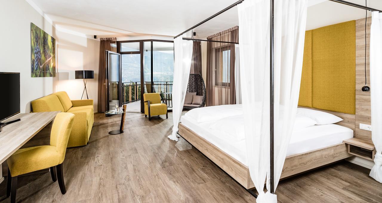 Hotel Plattenhof Termeno Bagian luar foto
